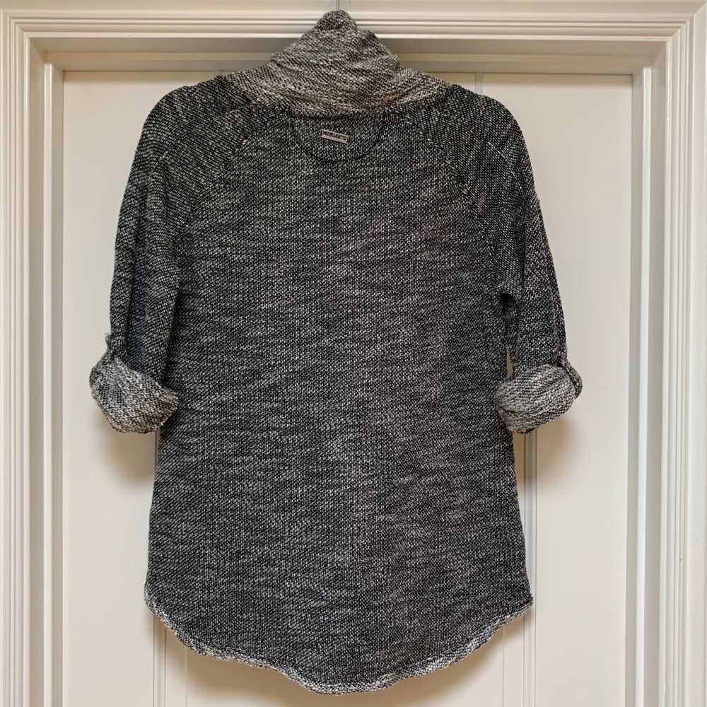 Calvin Klein Performance Quick Dry Pullover Poncho - Picture 11 of 12
